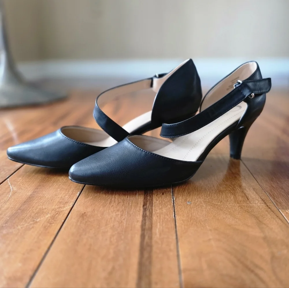 Journee Tillis Black High Heel Pump Tru Comfort Foam Size 9.5
